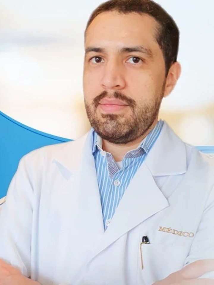 Dr. Igor Brenno